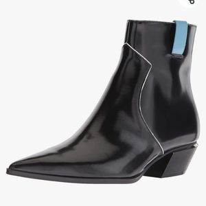 Calvin Klein "Nanuka" ankle boots